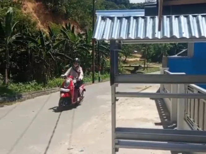 Pasokan BBM Tersendat, Pengecer di Pessel Mulai Kehabisan Stok