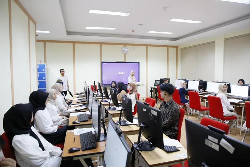 UNP Siapkan Ribuan Unit Perangkat untuk UTBK-SNBT di Padang dan Mentawai