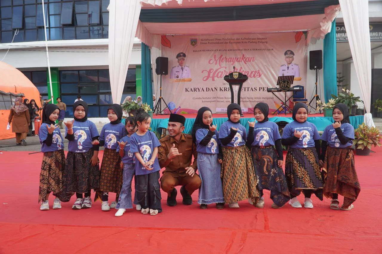 Hardiknas 2026, Pemko Padang Panjang Hadirkan Ruang Kreativitas dan Literasi untuk Pelajar