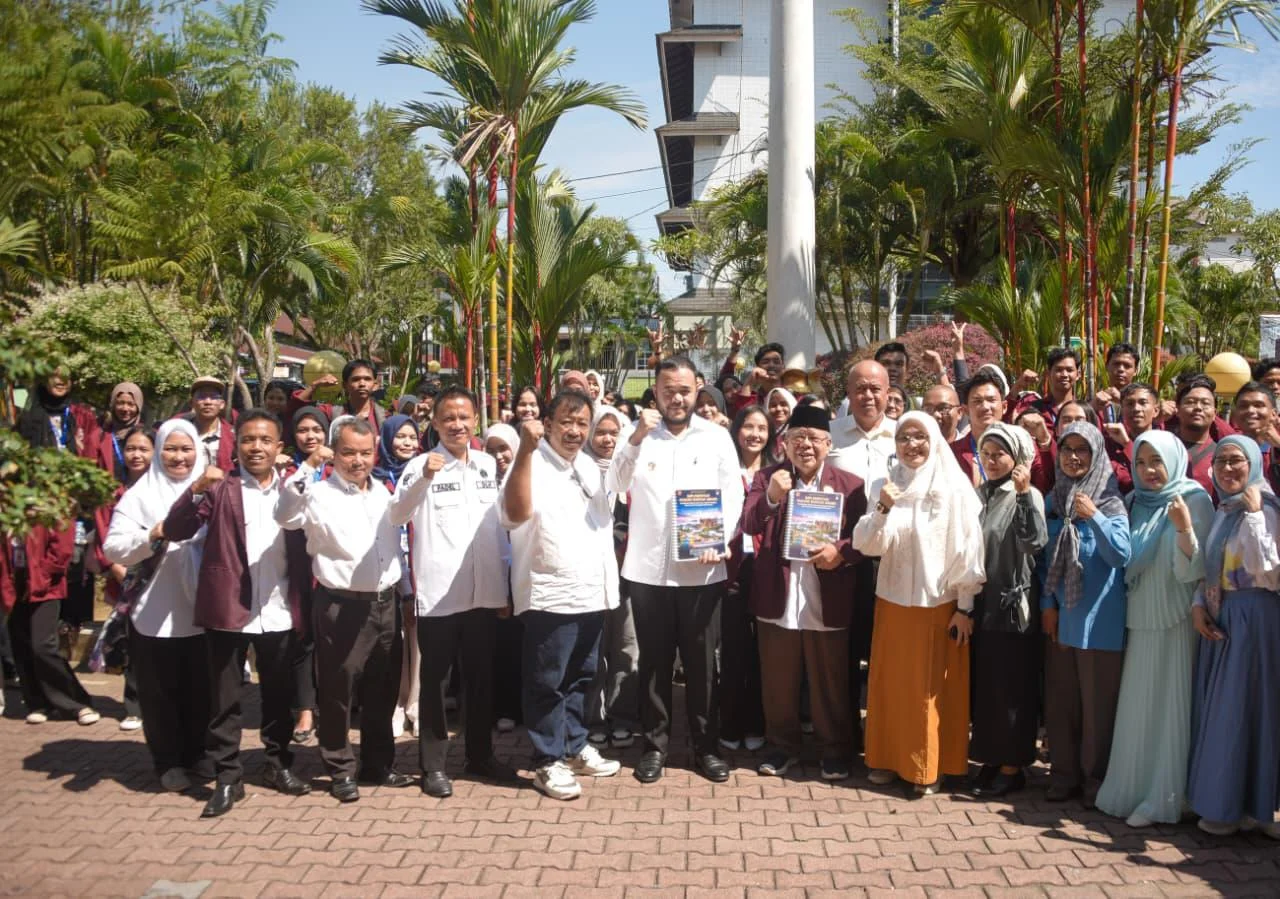 Wako Fadly Amran Lepas 312 Mahasiswa UNES sebagai Verifikator Padang Rancak Award 2026