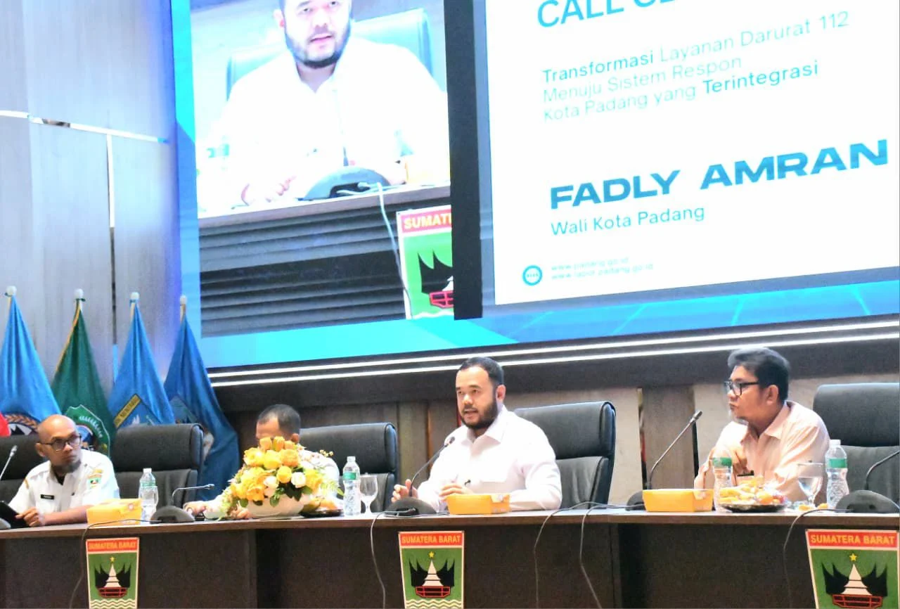 Wako Padang Paparkan Keberhasilan Call Center 112 di Rakor Penguatan Smart City Sumbar: Infrastruktur Digital, SDM dan Sinergi Jadi Kunci