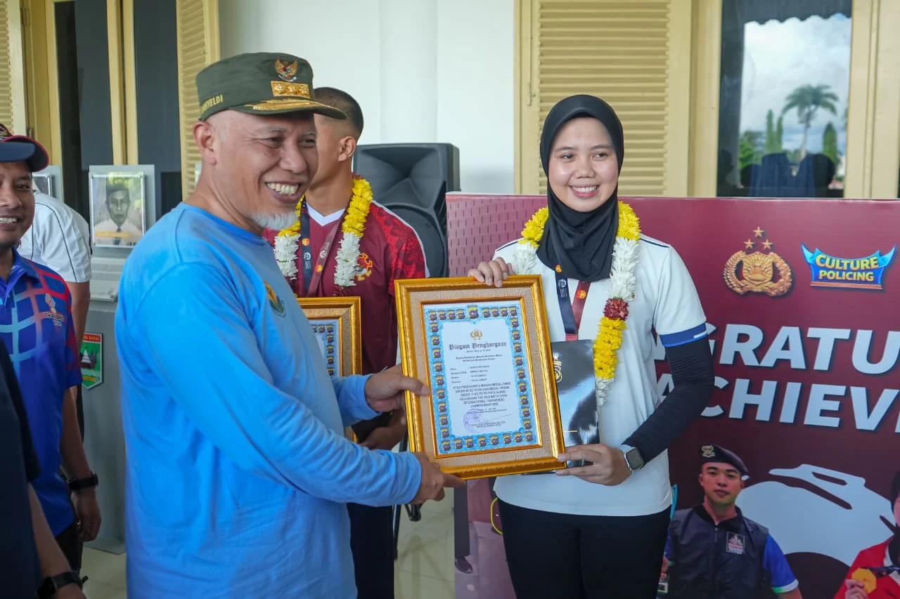 Sambut Atlet Polda Sumbar Berprestasi, Gubernur Mahyeldi: Bukti Pembinaan Berjalan dan Harus Terus Ditingkatkan