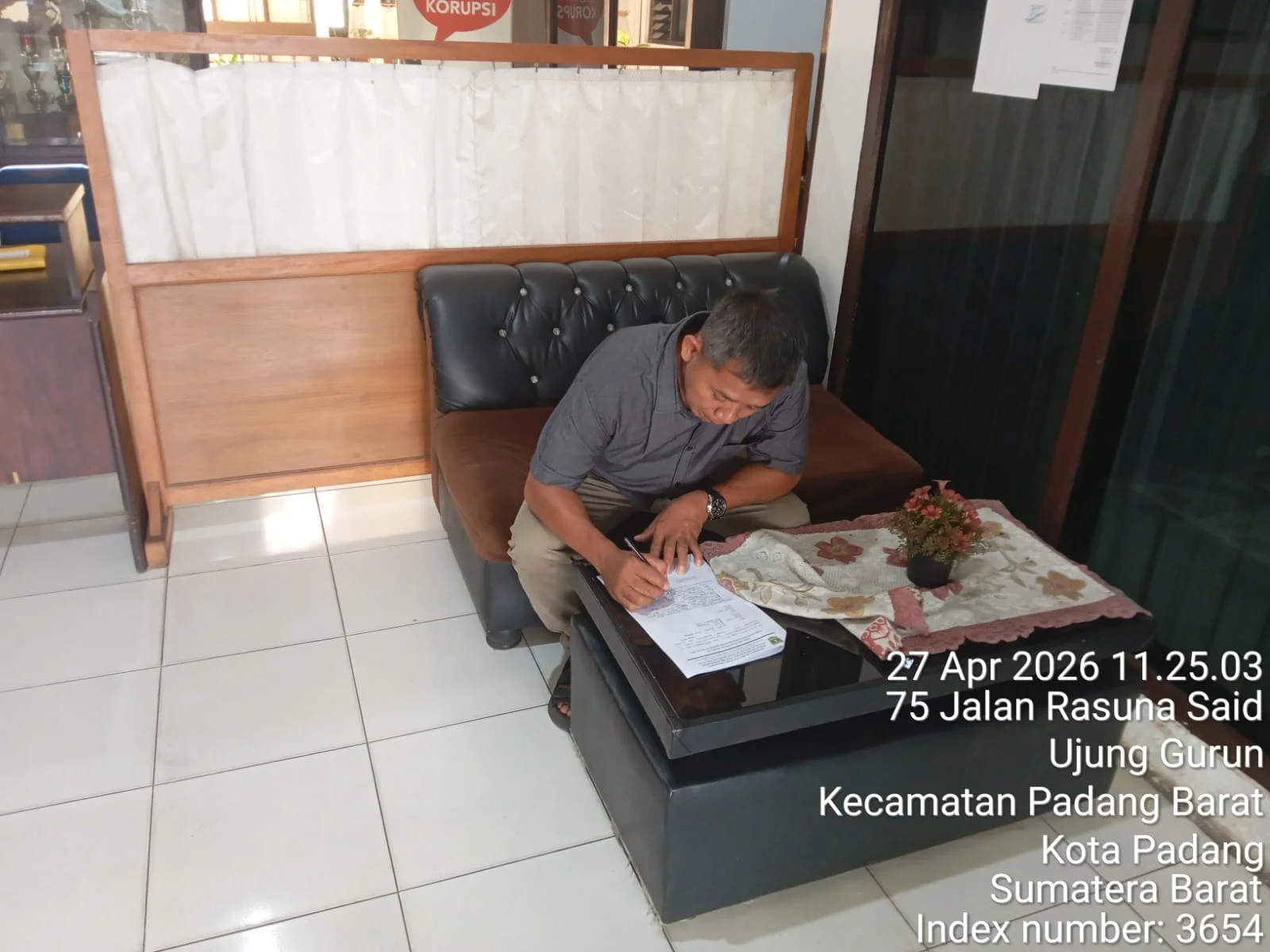 Pria asal Pessel Ngadu ke Disnakertrans Sumbar Perjuangkan Klaim BPJS Ketenagakerjaan Almarhum Istrinya Tak Kunjung Diproses