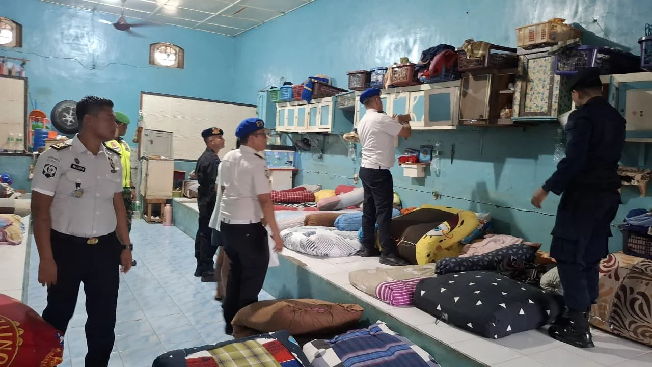 Lapas Padang Gelar Ikrar Pemasyarakatan: Komitmen Sapu Bersih Narkoba dan HP Ilegal