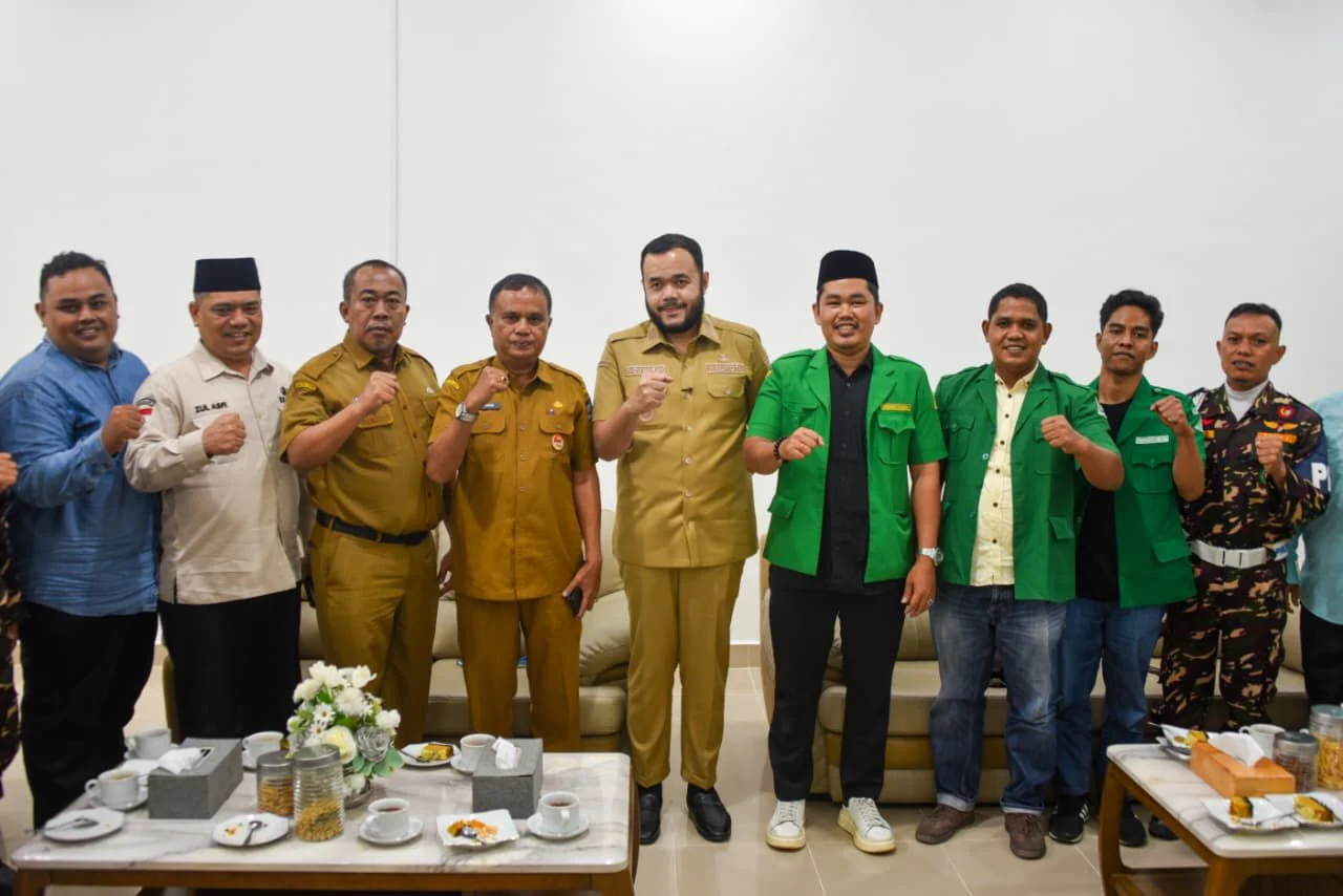 Terima Audiensi GP Ansor Sumbar, Fadly Amran Tegaskan Komitmen Dukung Pengembangan Organisasi Kepemudaan