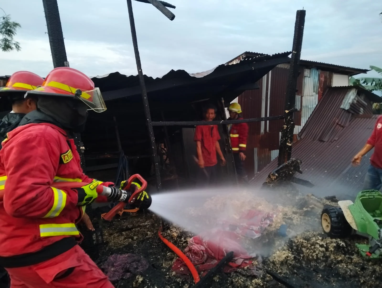 Gudang Rumah Lansia di Banuaran Terbakar, Warga Sempat Panik