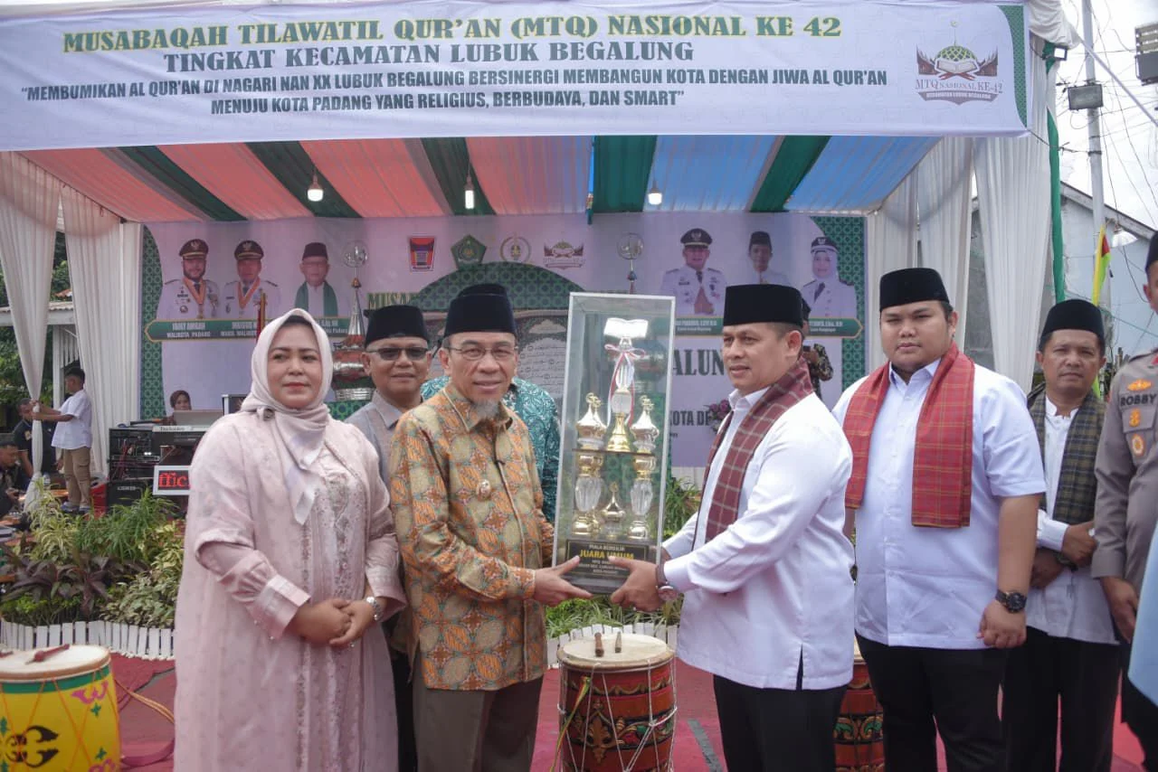 Wawako Padang Buka MTQ ke-42 Kecamatan Lubuk Begalung: Nilai-nilai Al-Qur’an Harus Digelorakan Di Tengah Masyarakat