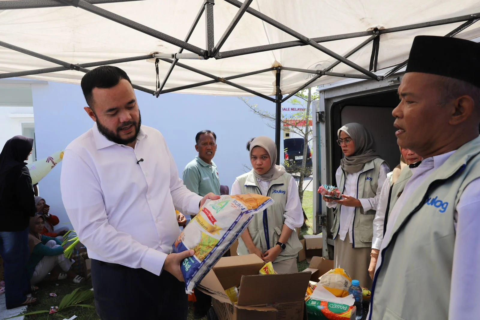 Fadly Amran Buka Kegiatan Pasar Murah di Koto Tangah, Intervensi Tekan Harga Jelang Idul Adha