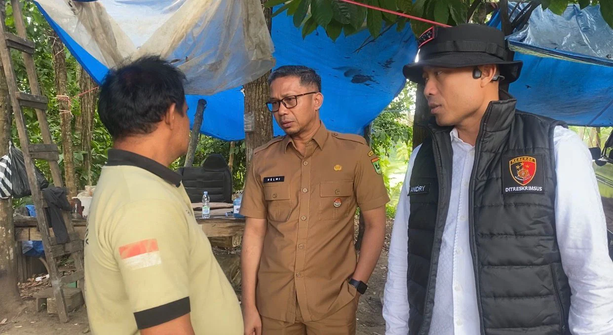 Gudang Penimbunan Solar di Solok Terbongkar, Polisi Amankan Pelangsir