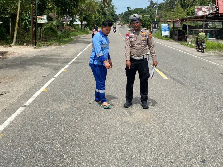 Kecelakaan Truk Tangki di Padang Pariaman: 1 Meninggal, 5 Luka-Luka