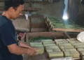Perajin Tempe di Padang