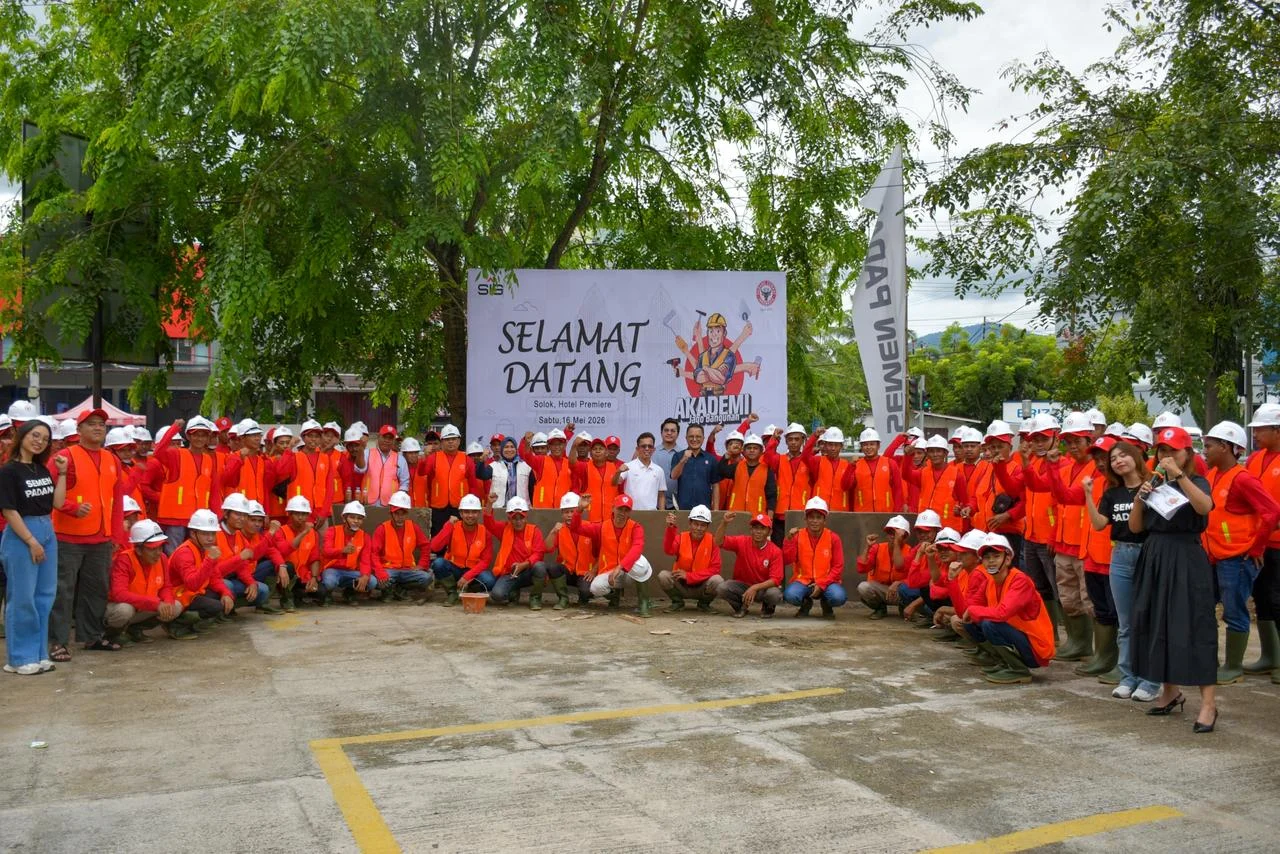 Akademi Jago Bangunan Sasar Kota Solok, Tukang: Kualitas Produk Semen Padang Jauh Lebih Baik