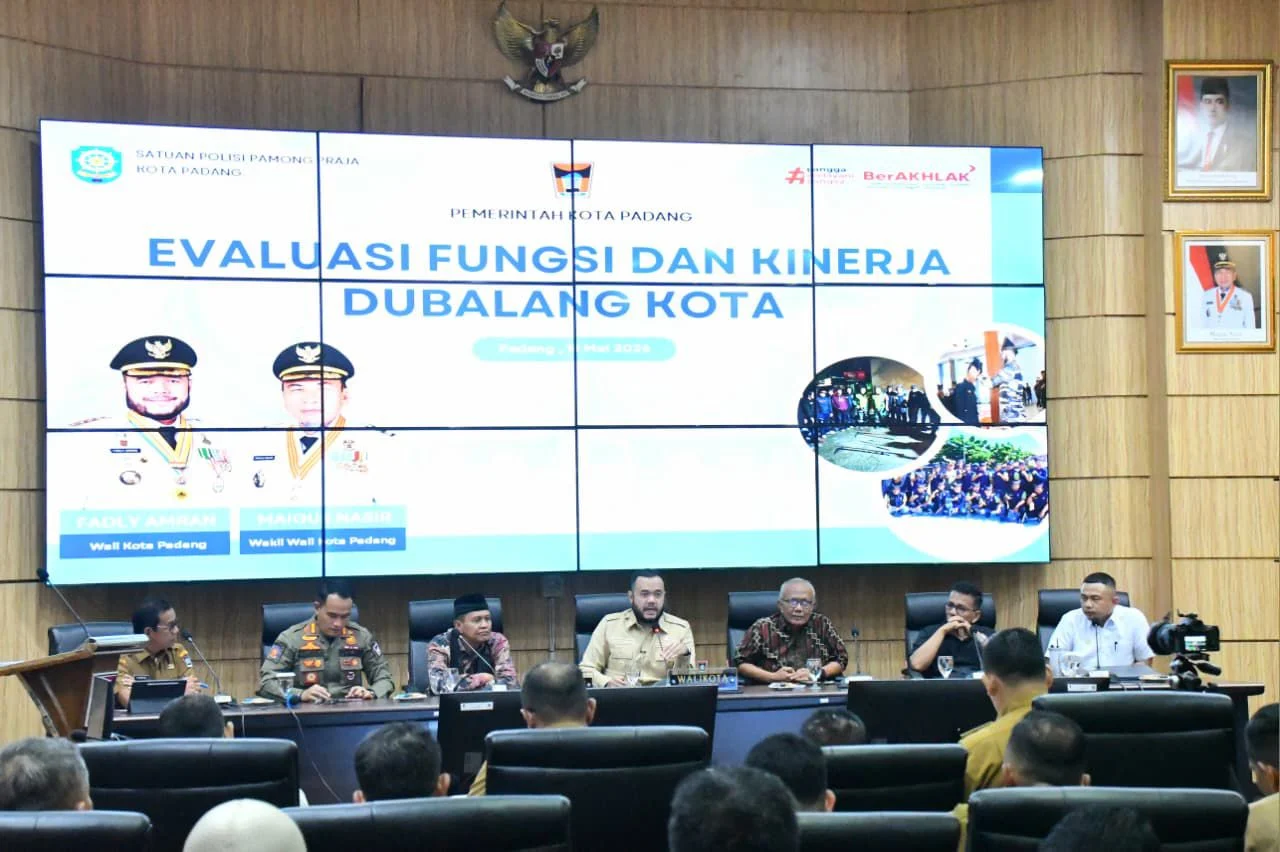 Pemko Padang Evaluasi Dubalang Kota, Garda Terdepan Jaga Keamanan hingga Kontrol Sosial Berbasis Adat Minangkabau