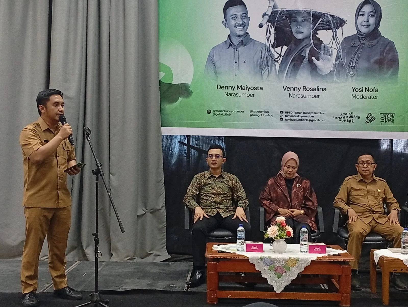 Workshop Tari Taman Budaya Sumbar Angkat Tradisi ke Panggung Kontemporer