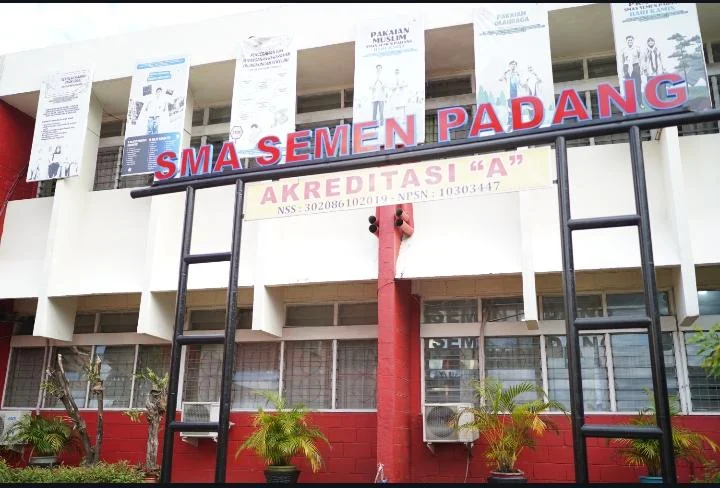 SMAS Semen Padang Torehkan Prestasi Gemilang, 12 Siswa Lolos SNBT 2025/2026