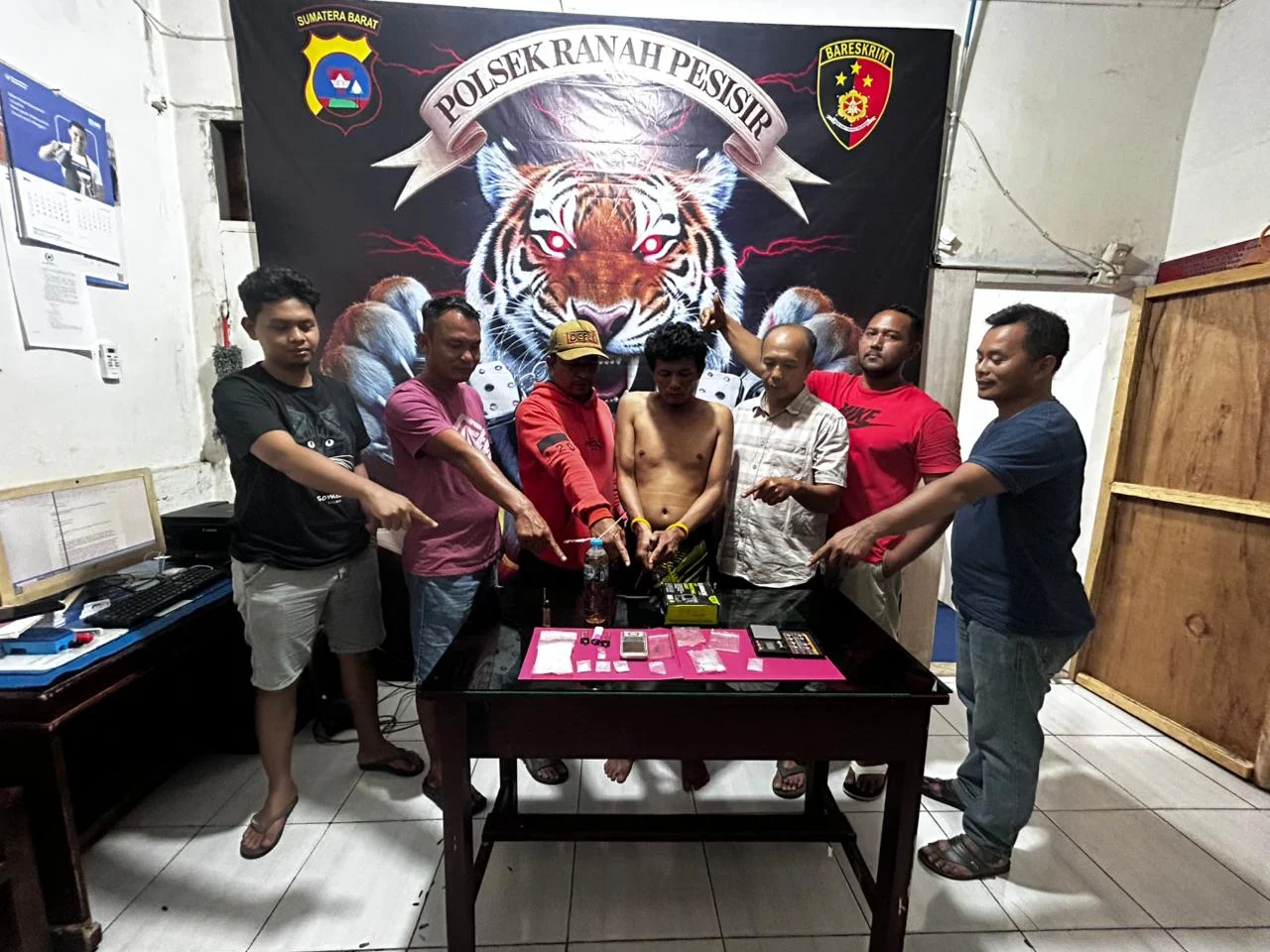 Seorang Mantan Guru PPPK di Pessel Ditangkap Polisi, Sejumlah Paket Sabu Diamankan