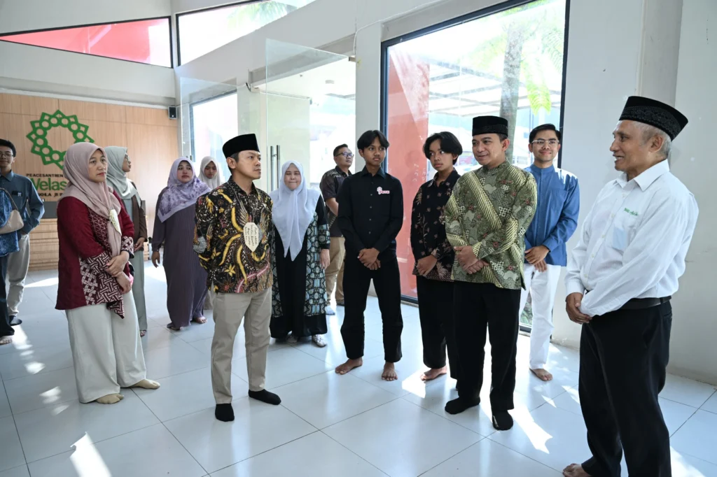 Dari Garut, Wamendikdasmen Fajar Serukan Lompatan Mutu Pendidikan melalui Budaya Ihsan dan Pembelajaran Mendalam