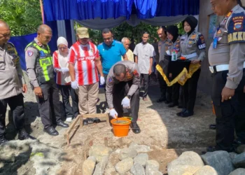 Direktur Lalu Lintas Polda Sumbar, Kombes Pol. H. M. Reza Chairul Akbar Siddiq saat peletakan batu pertama, Rabu (17/6/2026)