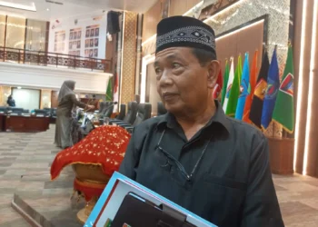 Ketua BK DPRD Sumbar, Bakri Bakar