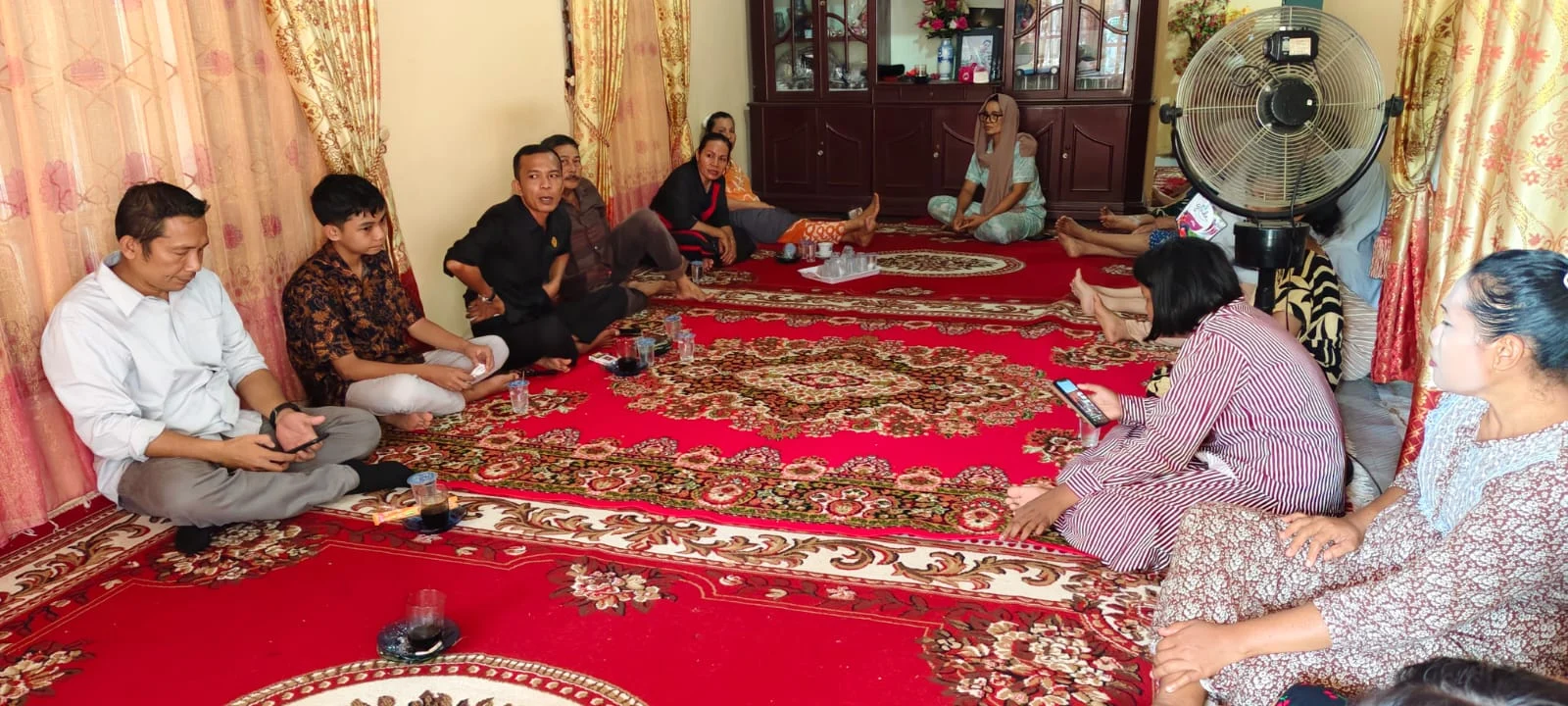 Kematian Guru PPPK di Mes Polisi Pessel Masih Misterius, Keluarga Minta Otopsi dan Pengawasan Paminal