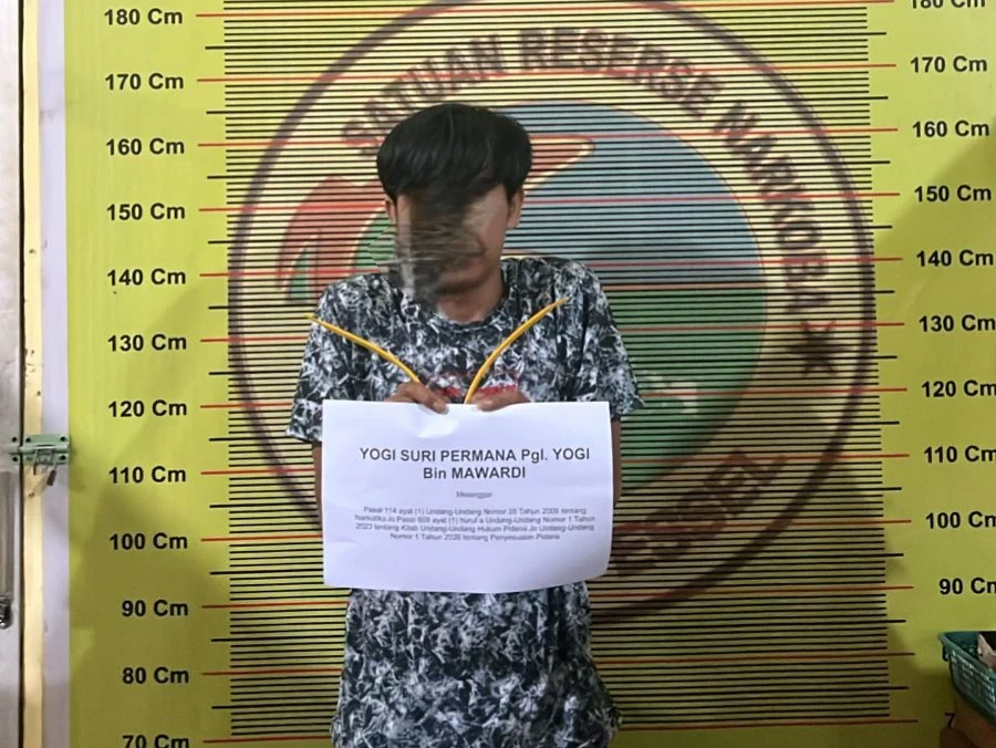 Diduga Edarkan Sabu, Warga Kapuh Diciduk Satresnarkoba di IV Jurai