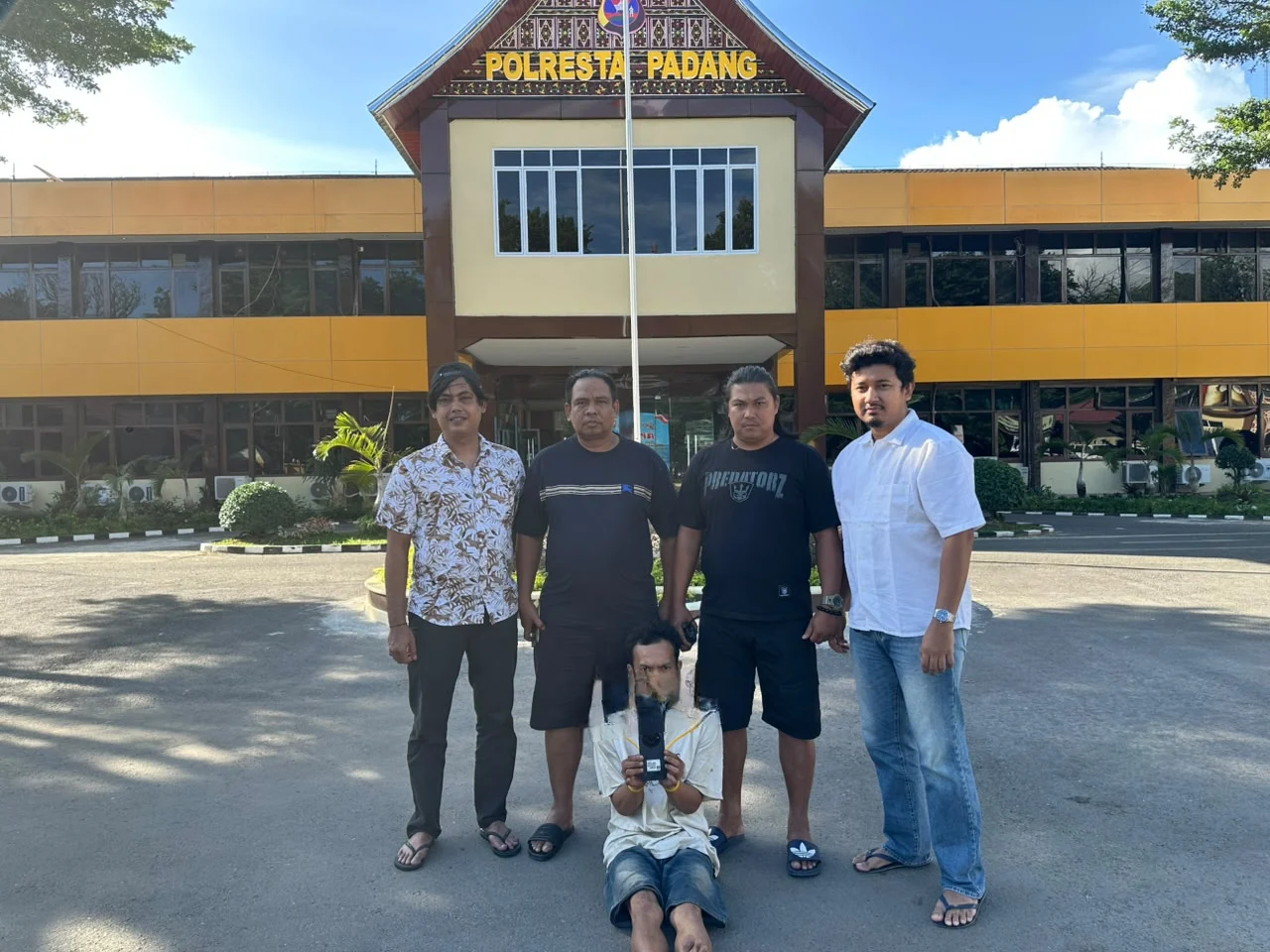 Curi Ponsel Garin Masjid di Pauh, Pria di Kuranji Diciduk Tim Klewang Polresta Padang