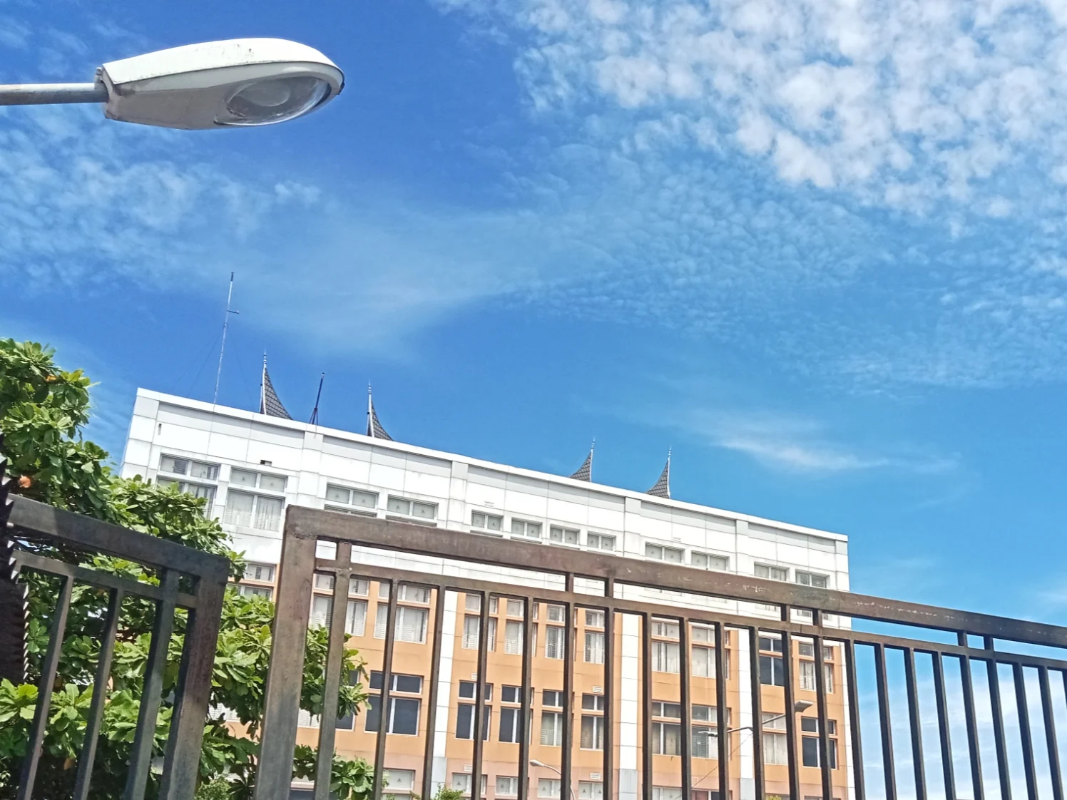 Tersangka Korupsi Kampus III UIN IB Kembali Diperiksa Kejati Sumbar, Penyidik Dalami Peran DE