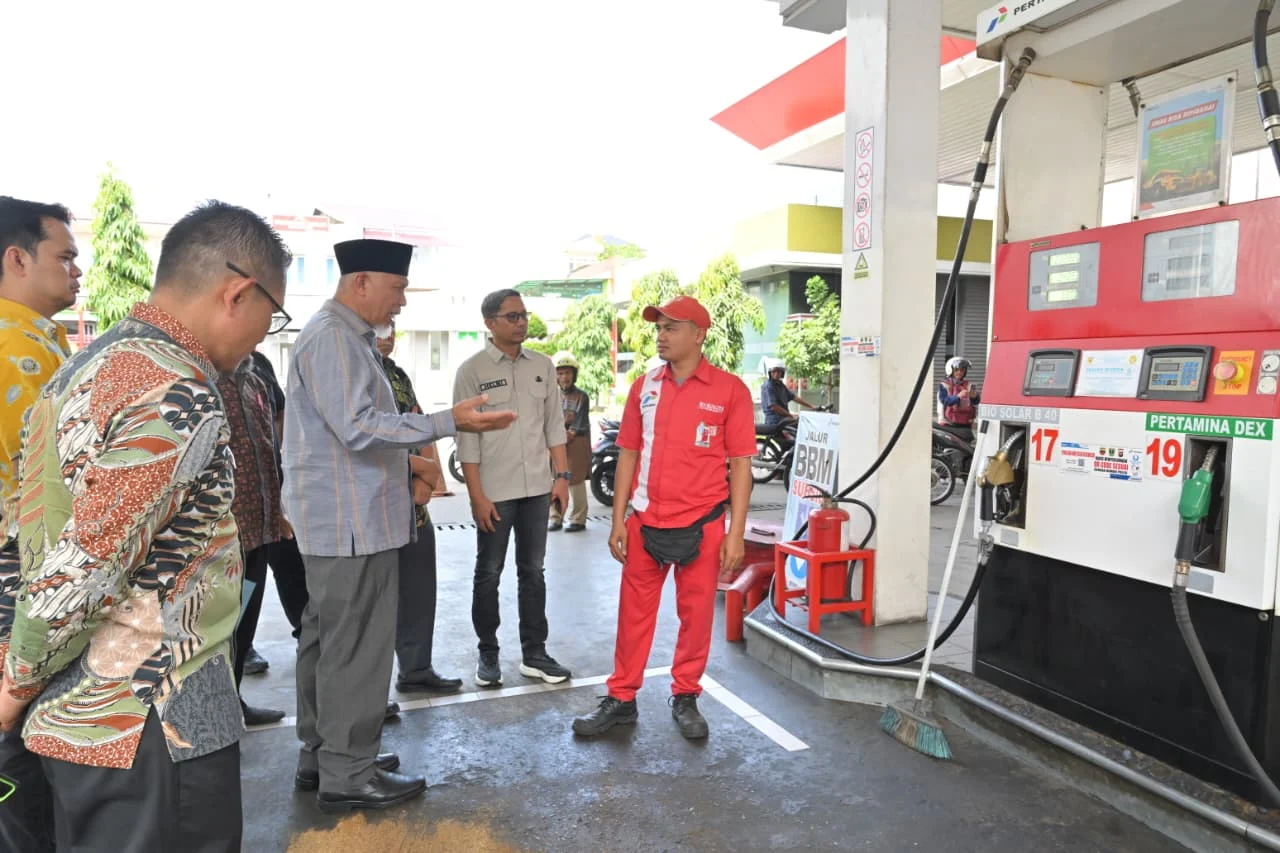 Gubernur Sumbar Minta Pengawasan Distribusi BBM Subsidi Diperketat