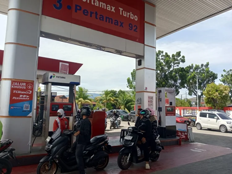 Harga Pertamax di Wilayah Sumatera Barat per hari ini, Rabu, 10 Juni 2026 menjadi Rp17.000, -/ liter. (Foto: Kiki Julnasri/KLIKPOSITIF.com)