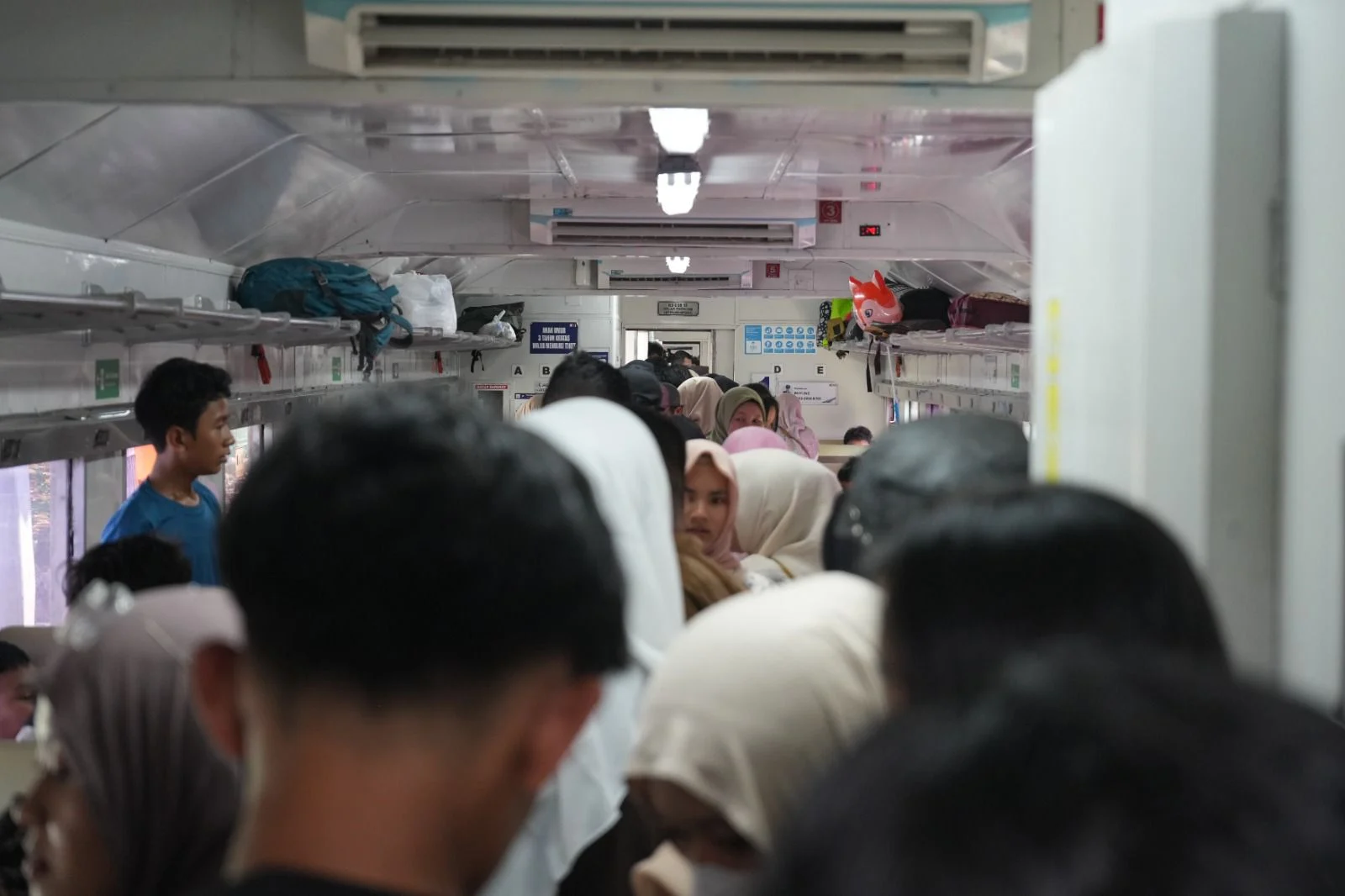 Puncak Festival Tabuik, KA Pariaman Ekspres Layani 6.712 Pelanggan dalam Sehari, Okupansi Capai 158%