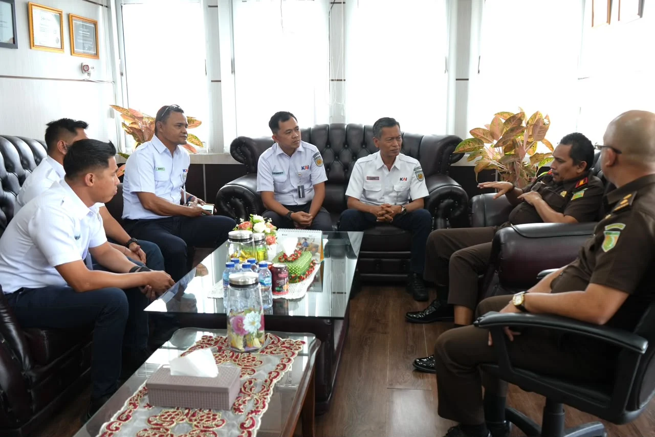 Perkuat Sinergi Penegakan Hukum dan Tata Kelola Perusahaan, KAI Divre II Sumbar Audiensi dengan Kejaksaan Negeri Bukittinggi