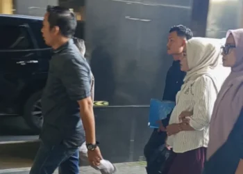 Keluarga Guru PPPK Tewas di Mes Polres Pessel Datangi Propam Polda Sumbar, Kamis (2/7/2026)