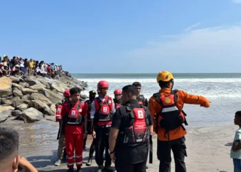 Mandi-Mandi di Pantai, Remaja Agam Dilaporkan Tenggelam Terseret Ombak, Rabu (15/7/2026)