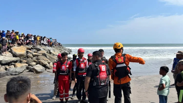 Mandi-Mandi di Pantai, Remaja Agam Dilaporkan Tenggelam Terseret Ombak, Rabu (15/7/2026)
