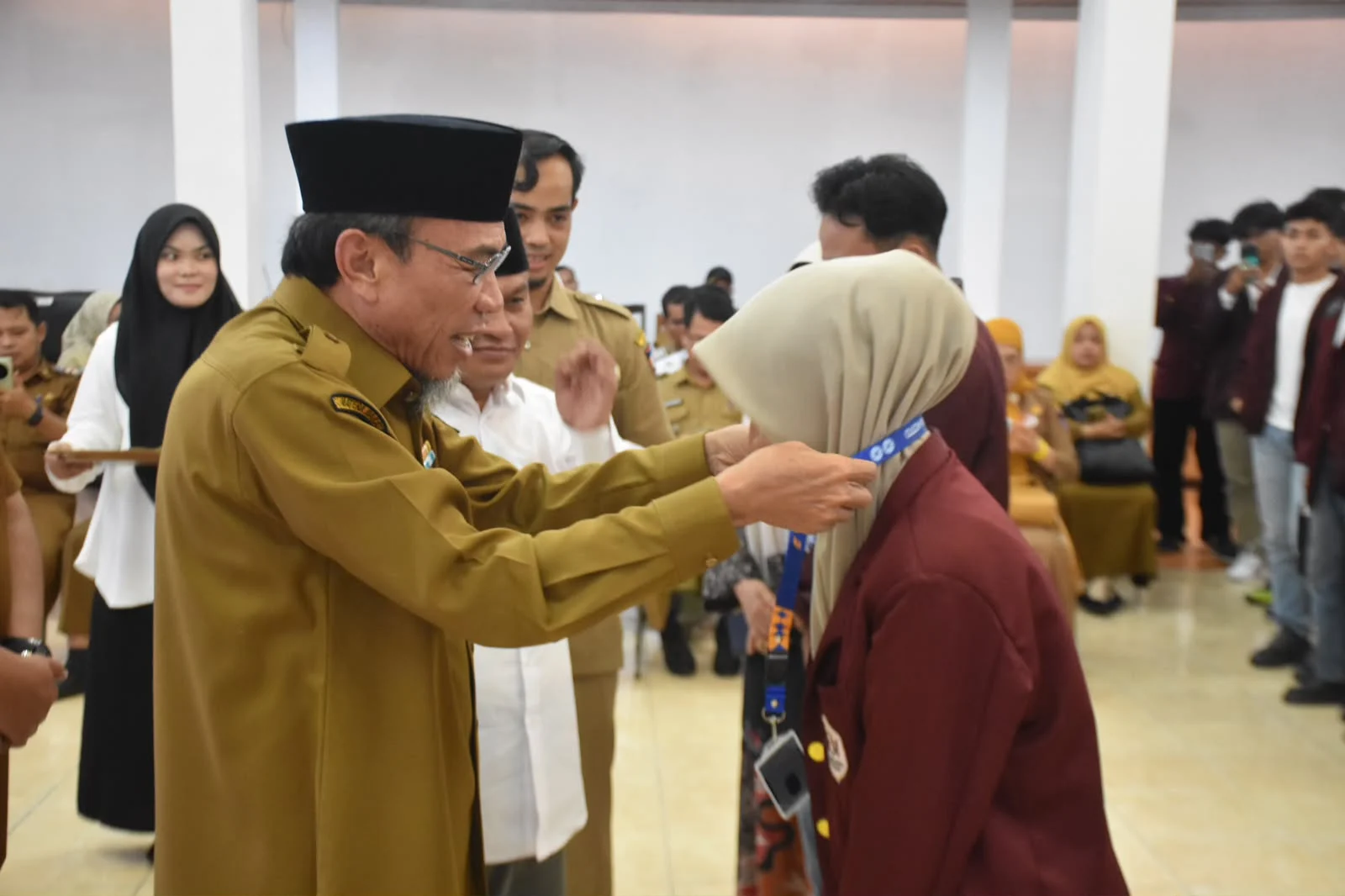 Wawako Padang Lepas 345 Mahasiswa KKN UIN Imam Bonjol, Ajak Integrasikan Program KKN dengan Progul Smart Surau