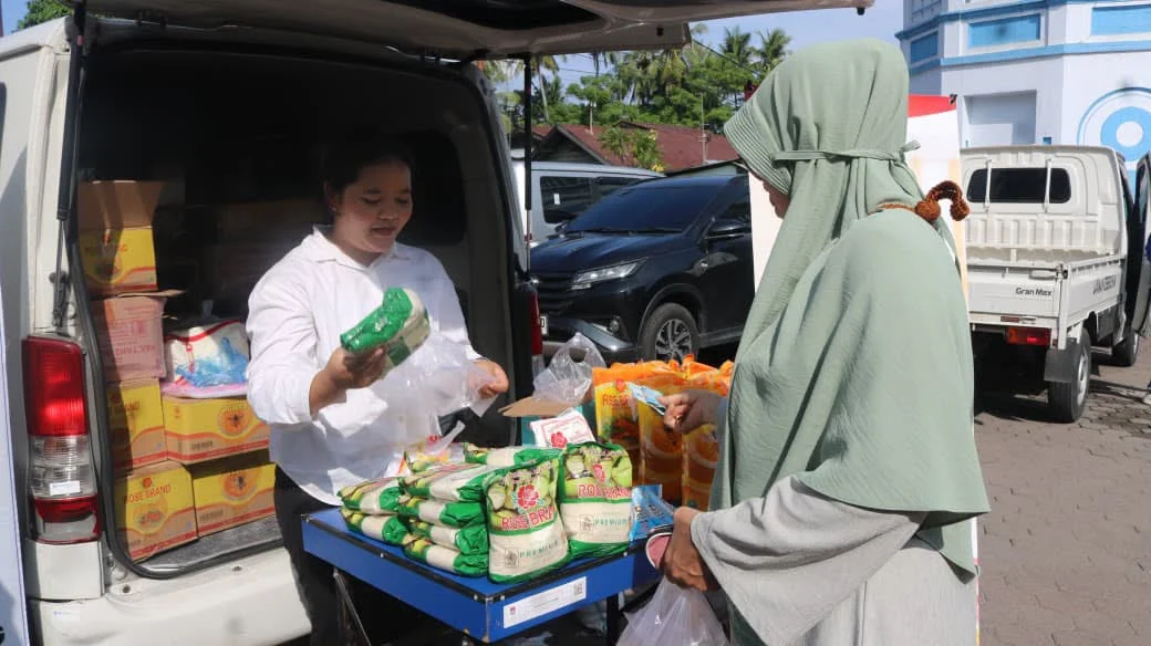 Pasar Murah Diserbu Warga, Pemko Padang Siapkan Program Rutin Jaga Stabilitas Harga Bahan Pokok