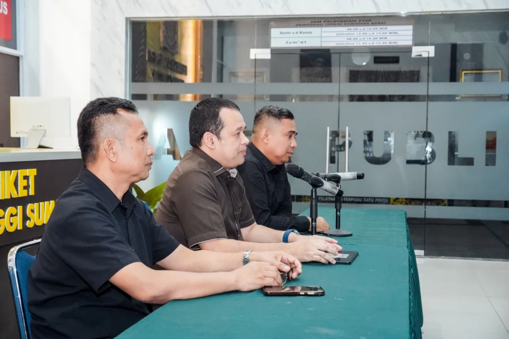 Kejati Sumbar Kembali Sita Rp100 Juta dalam Kasus Dugaan Korupsi Pelabuhan Bajau