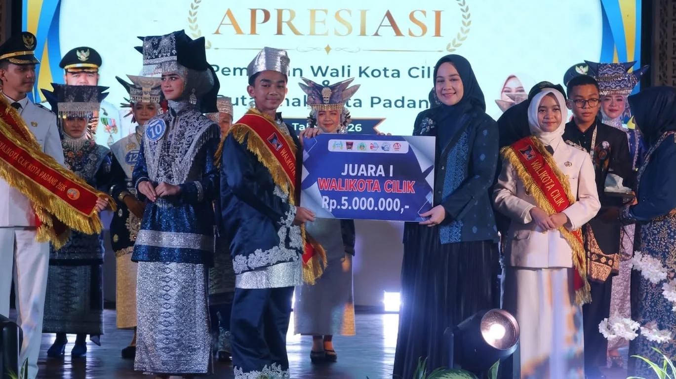 M. Alkhalifi Hakim dan Mufidah Salma Putri Terpilih Jadi Wali Kota Cilik Kota Padang 2026