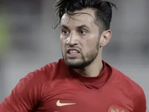 Semen Padang FC Resmi Datangkan Stefano Lilipaly untuk Liga 2 2026/2027