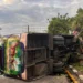 Kecelakaan di Jalan Adinegoro, tepatnya di depan Timbangan Lubuk Buaya, Kelurahan Lubuk Buaya, Kecamatan Koto Tangah, Kota Padang, Kamis (23/7/2026), pagi.
