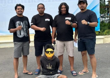 Tersangka saat diamankan di Polresta Padang, Rabu (23/7/2026)