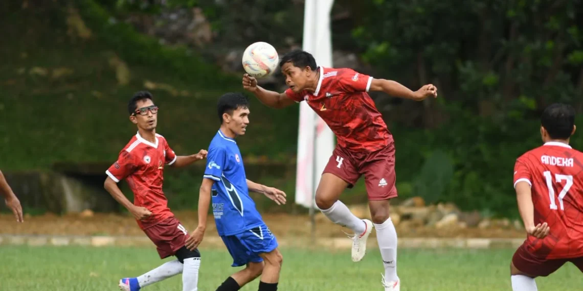 Gol Tunggal Deri Bawa Gipsum Taklukkan Tanah Liat di SPORTALYMPIC 2026