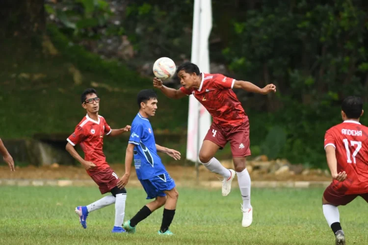Gol Tunggal Deri Bawa Gipsum Taklukkan Tanah Liat di SPORTALYMPIC 2026