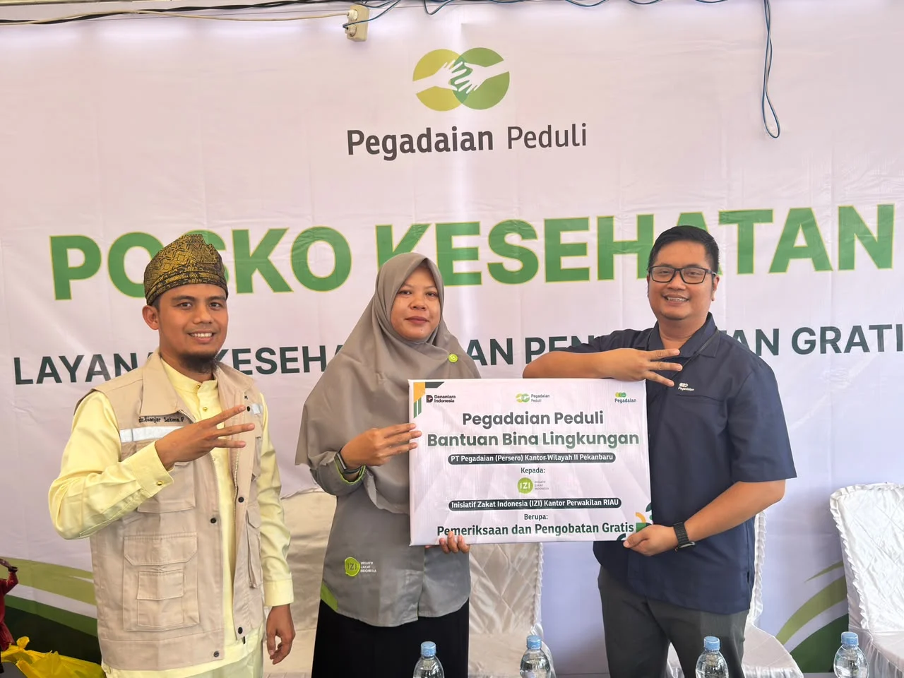 PT Pegadaian Buka Layanan Pos Kesehatan Gratis Pada Festival Pacu Jalur Bersama IZI
