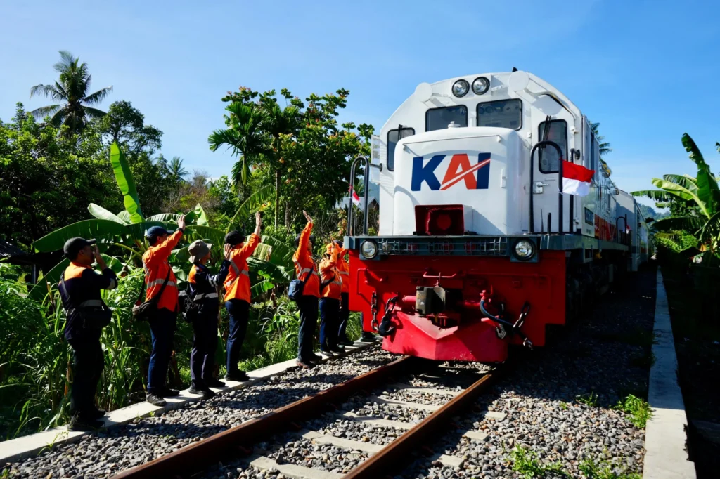 Selama Libur Panjang Kemerdekaan, KAI Divre II Sumbar Siapkan 31.168 Tempat Duduk