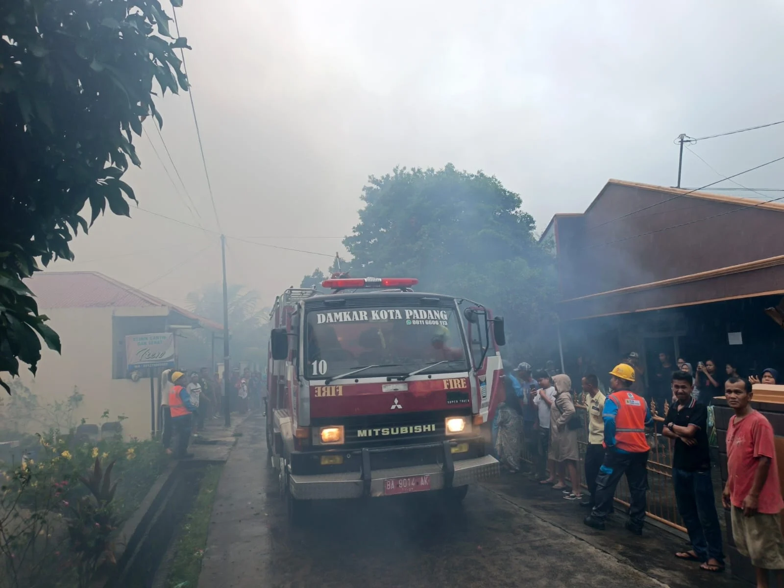 Rumah dan Toko PMD di Dadok Tunggul Hitam Terbakar, Kerugian Ditaksir Ratusan Juta Rupiah