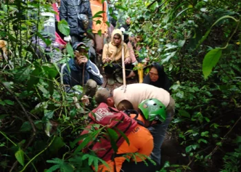 Evakuasi korban saat ditemukan, Kamis (6/8/2026)
