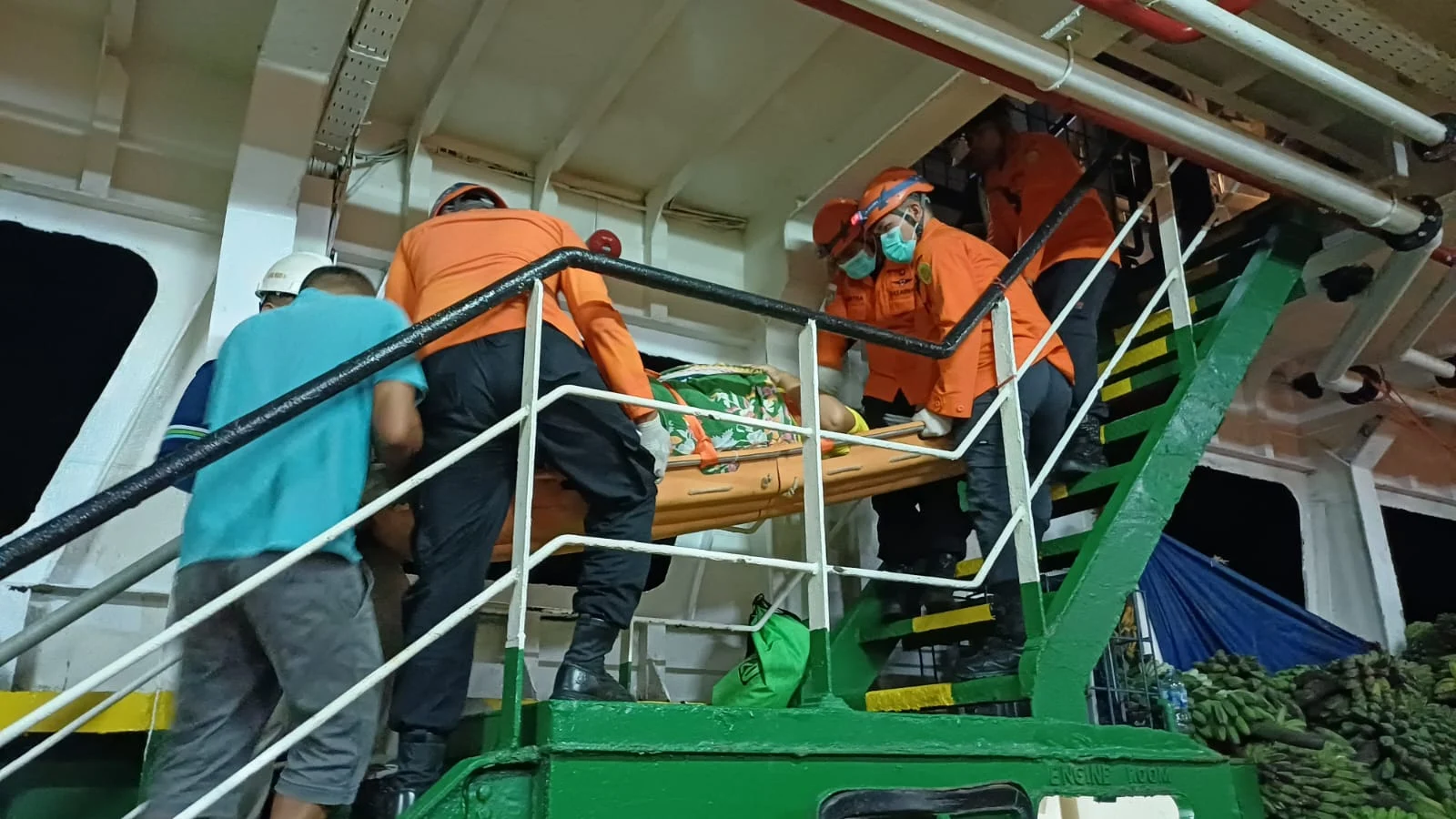 Dramatis, Ibu Hamil Melahirkan di Tengah Laut dalam KMP Ambu-Ambu