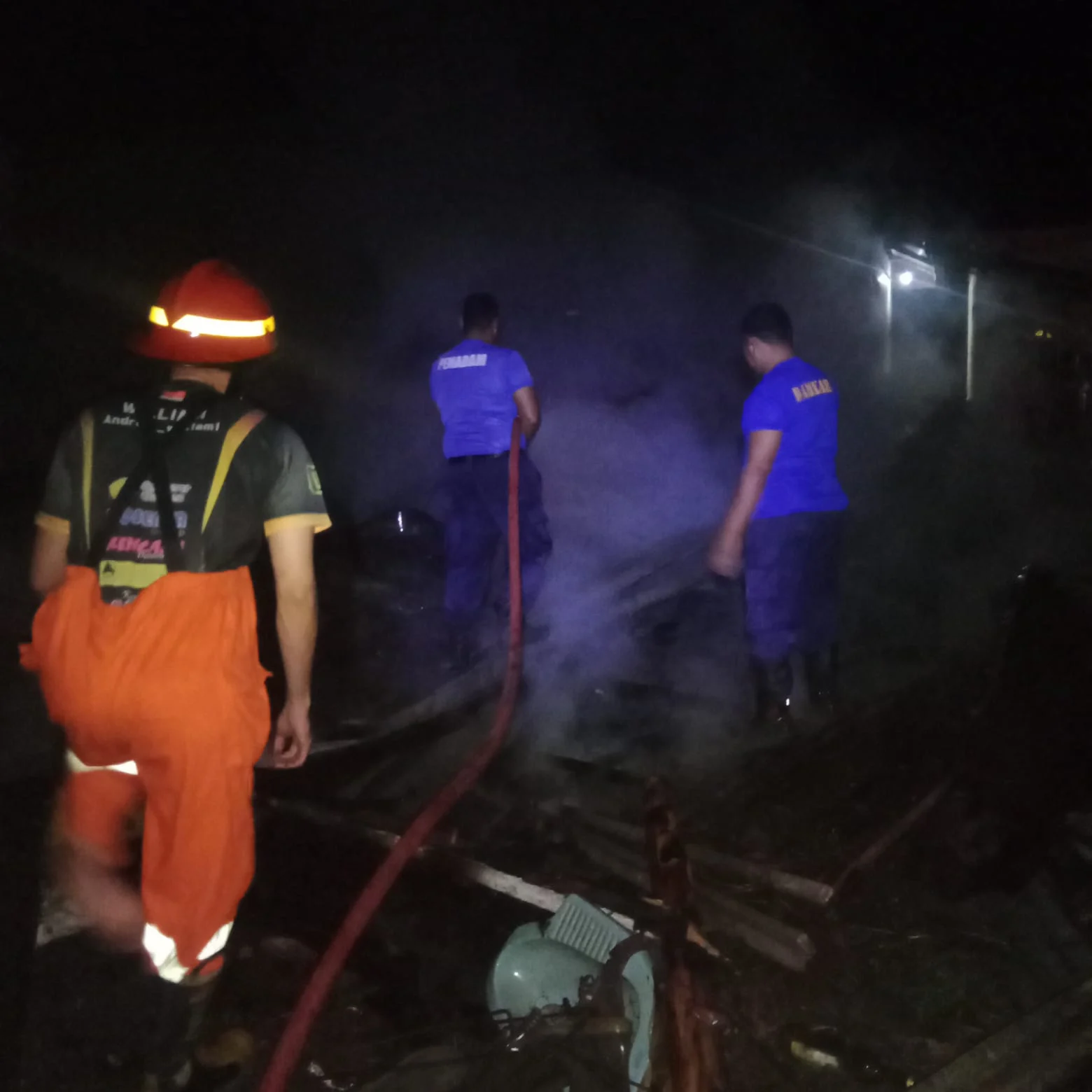 Rumah Kayu di Sago Salido Pessel Terbakar, Empat Rumah Berhasil Diselamatkan