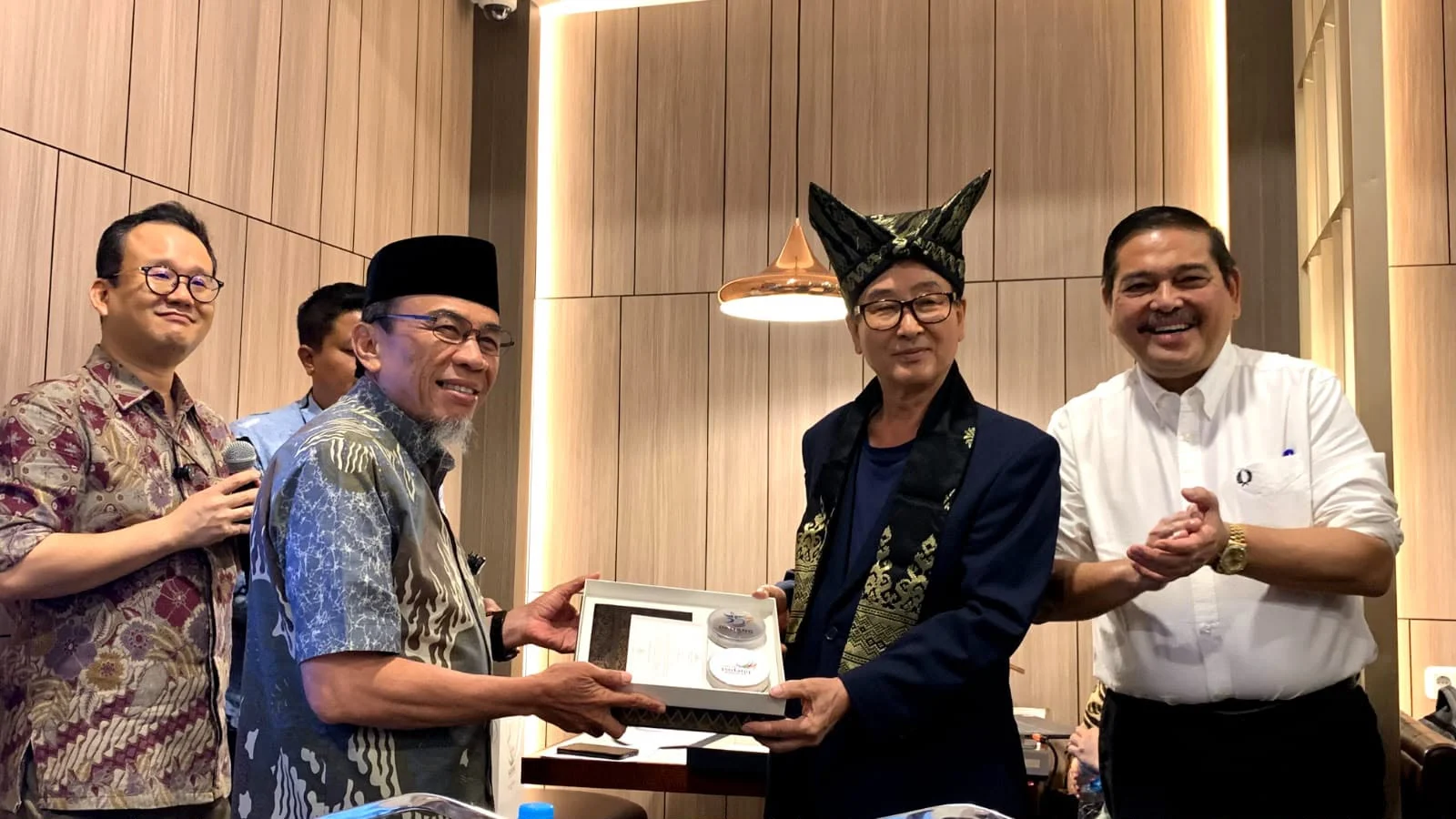 Pemko Padang Jajaki Kerja Sama dengan Korea Selatan Kelola Sampah TPA Aia Dingin